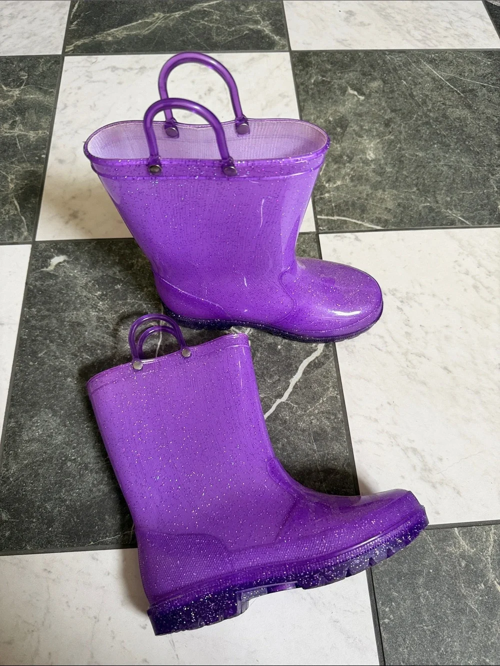 Girls size 1 Purple Glitter Rain Boots like new!